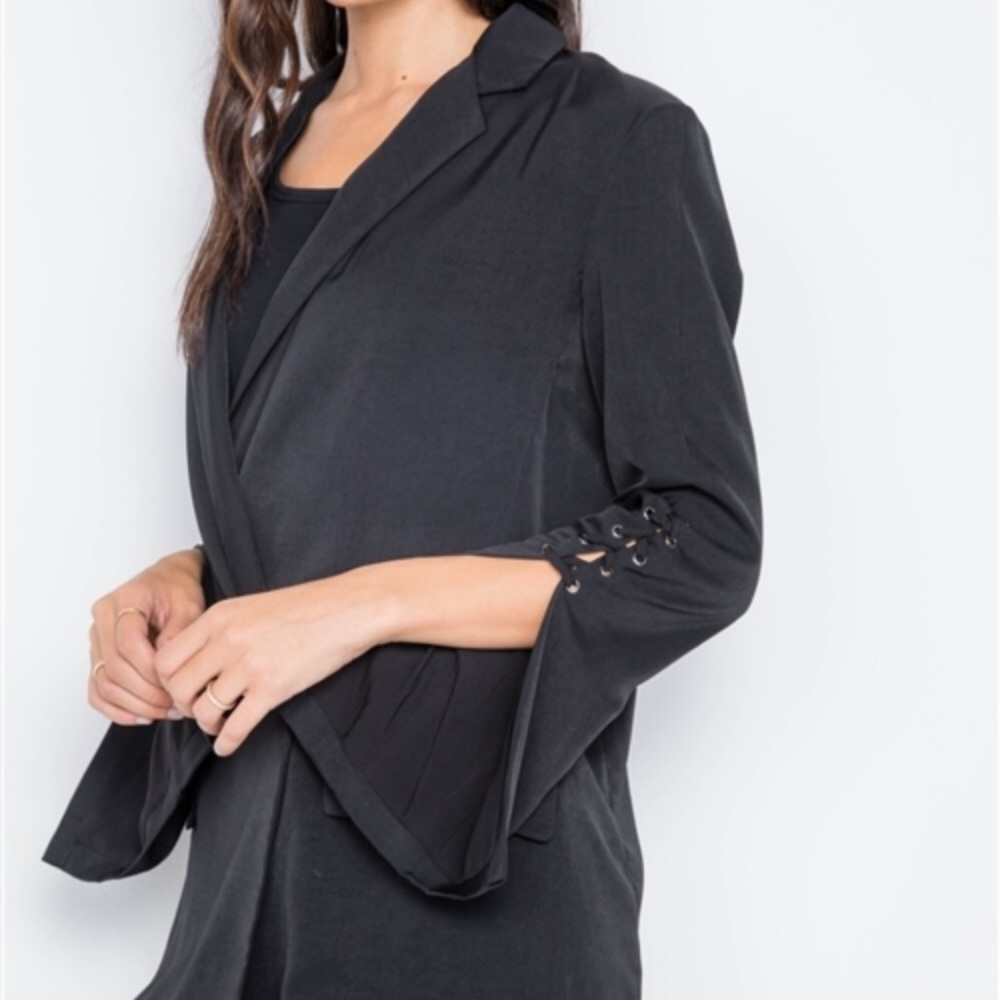 Angelina Black Blazer